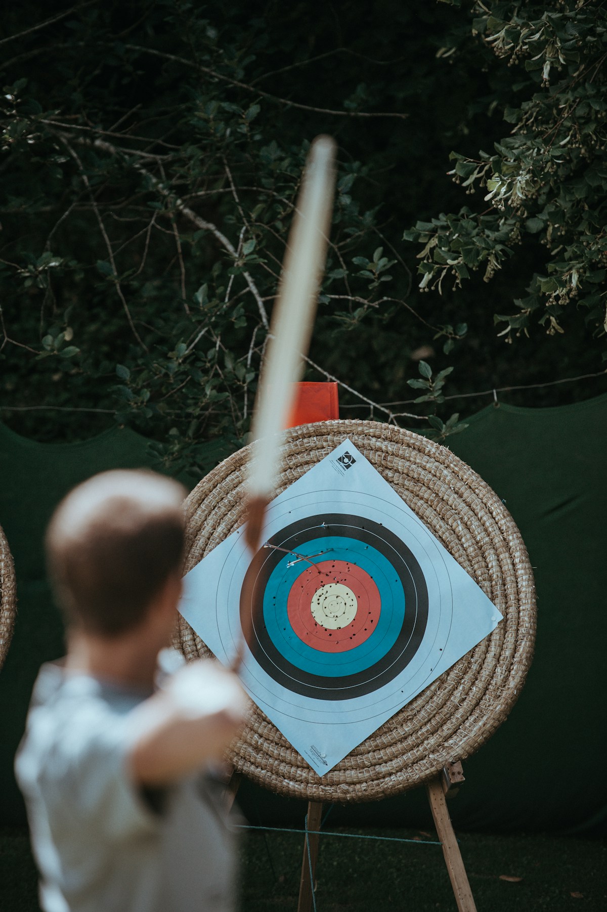Archery target with arrows - Unsplash