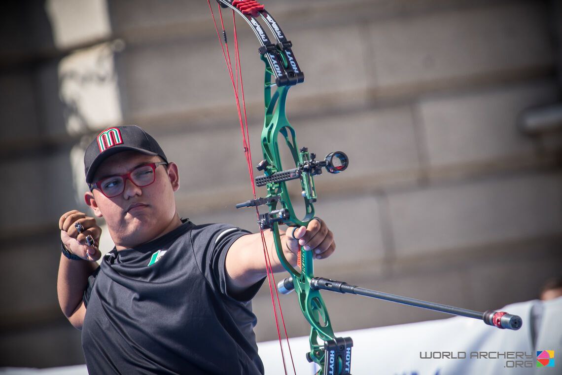 Sebastian Garcia competing in compound archery for Mexico — the archer who shot 719 out of 720 at Mexico's national selection trials