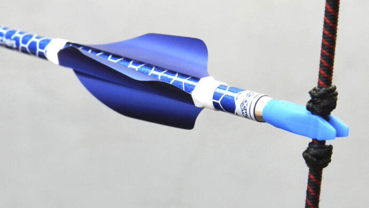 Archery nocking point setup on bowstring