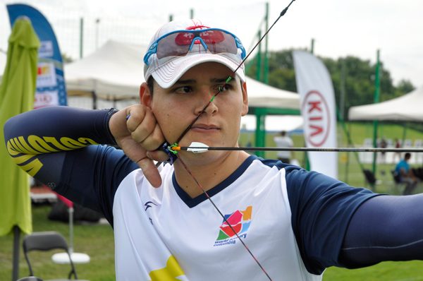 Daniel Munoz recurve anchor point