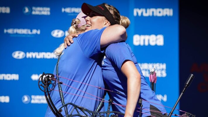 Lisell Jaatma hugs her mother after winning compound women gold at Shanghai 2026 Hyundai Archery World Cup Stage 2