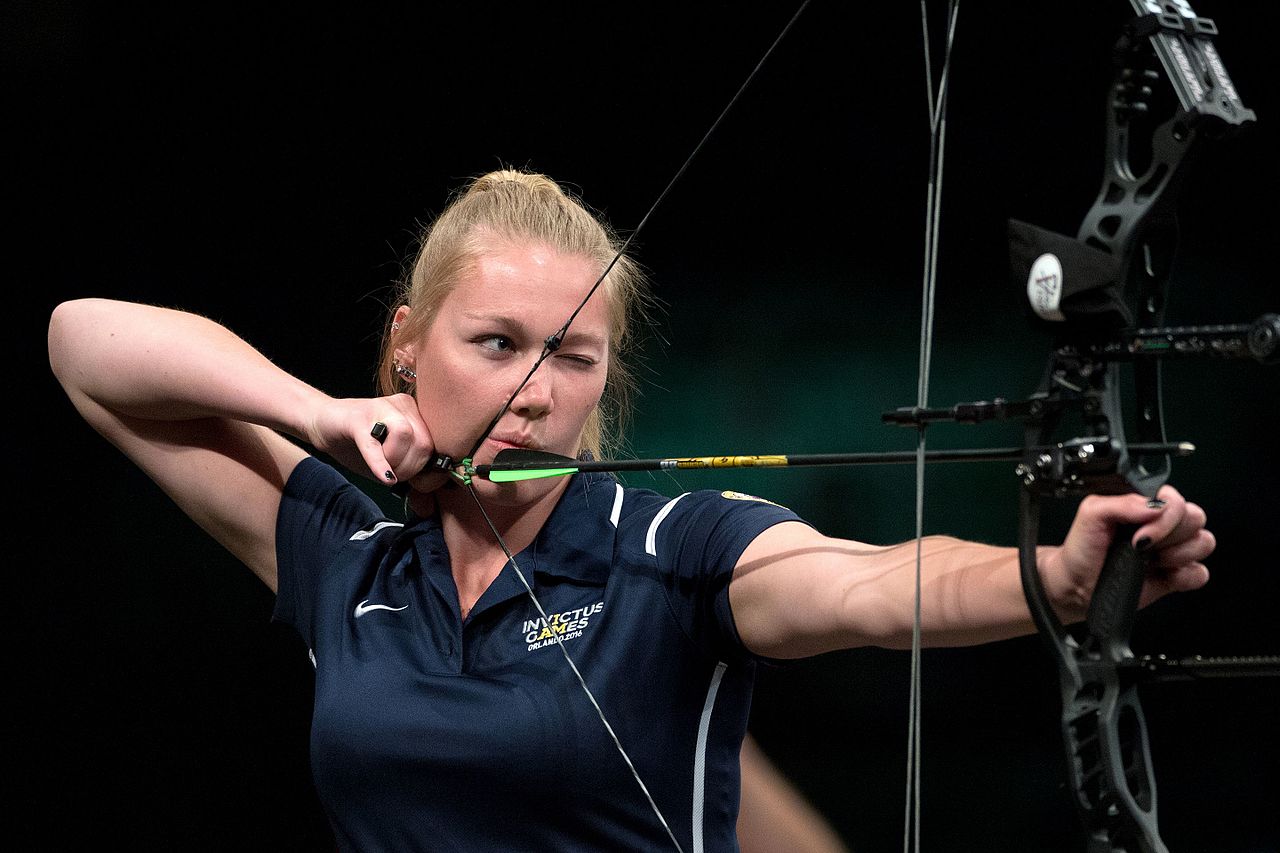 compound bow archer