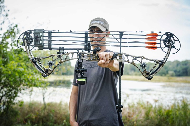Complete compound bow hunting setup tuned for deer hunting draw weight
