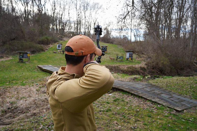 Draw length too short showing bow arm misalignment and pointing elbow