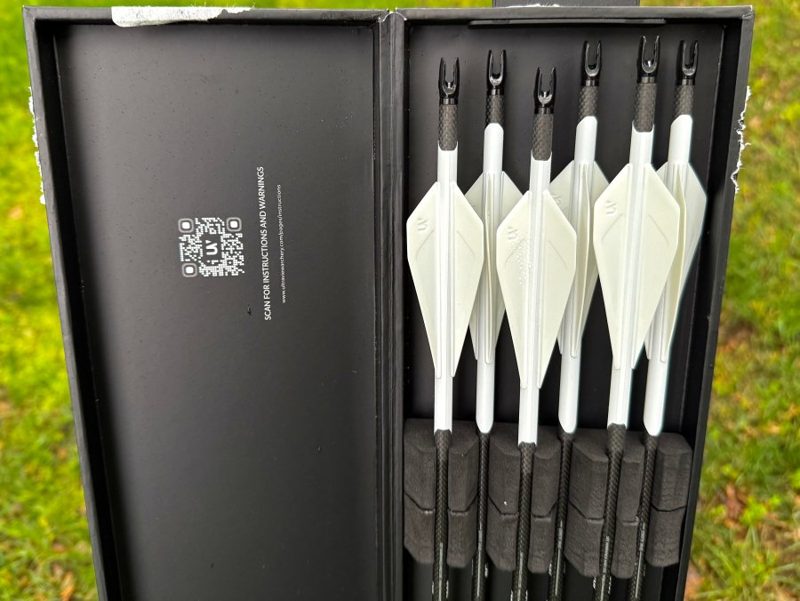 Finished fletched arrows cut to the correct arrow length