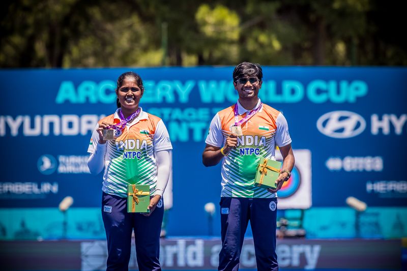 India Dhiraj Bommadevara Kumkum Mohod recurve mixed team gold Antalya 2026