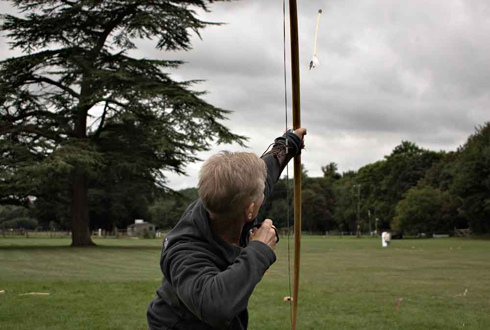 Make a traditional longbow