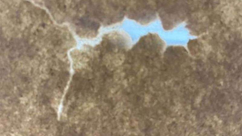 Nock left paper tear pattern needs horizontal rest adjustment