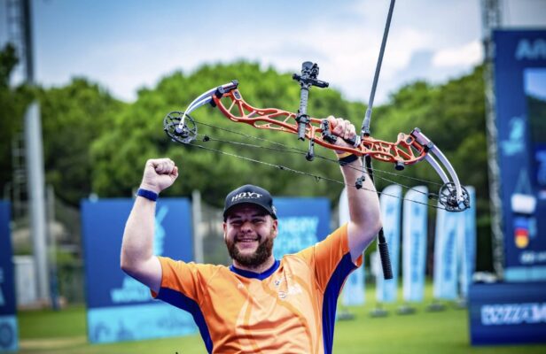 Mike Schloesser Antalya 2026 archery World Cup gold compound men