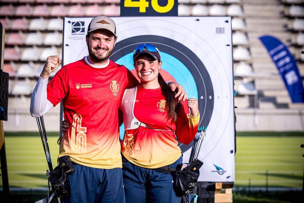Spain recurve mixed team celebrating at the Madrid 2026 Archery World Cup