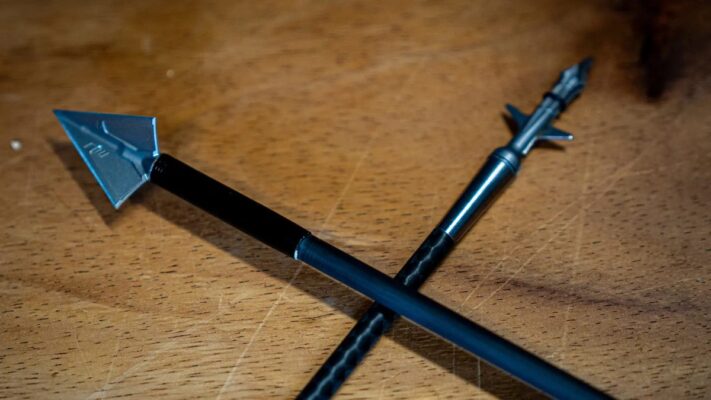 Fixed vs mechanical broadheads compared side by side