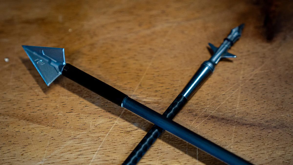 Fixed vs mechanical broadheads compared side by side
