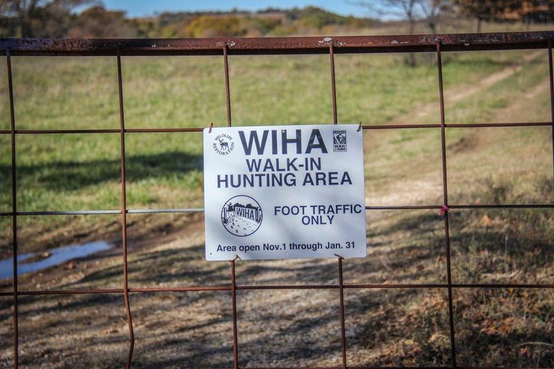 Public land deer hunting archery season
