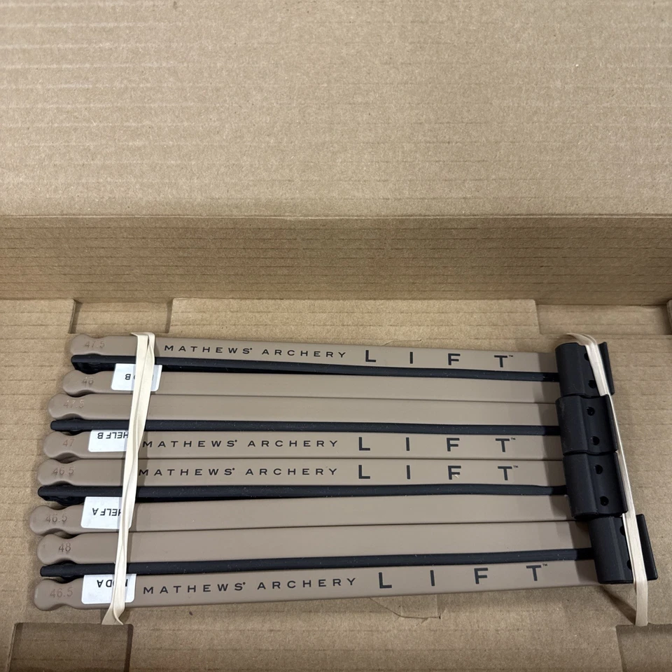 Item 3673 - Mathews Archery Compound Bows - Lift Limbs - Earth - Image 1 of 1