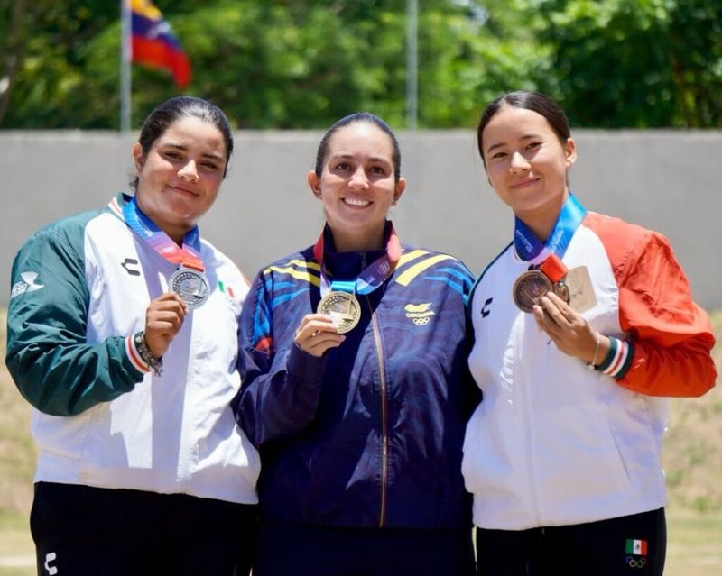 Compound women podium archery Central American Caribbean Games 2026 Sara Lopez Colombia