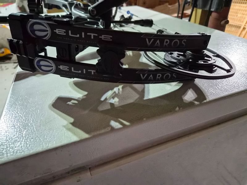 Bow wrist sling review compound bow archery range shooting